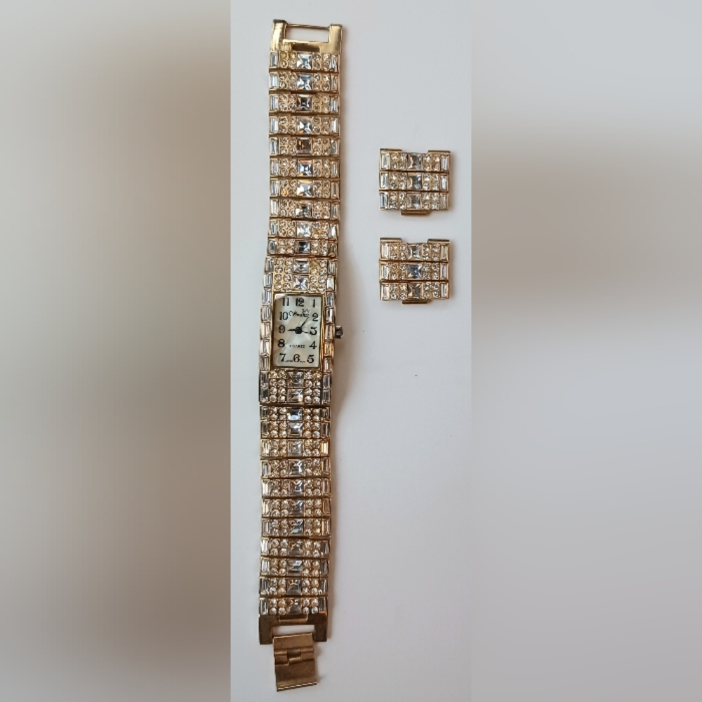 SWANIE Watch Gold Tone & Rhinestones Opalescent Face Quartz Japan Movt Vintage